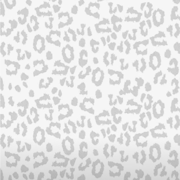 Profile Picture of Ellison Knight (@amykight217) on Poshmark