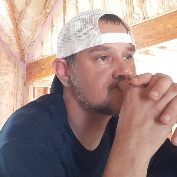 Profile Picture of Mark Masse (@desiel421) on Poshmark