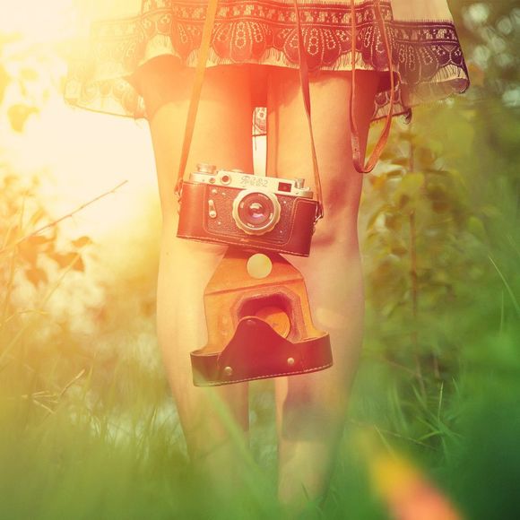 Profile Picture of Lauren Stillinger (@florafinds) on Poshmark