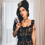 Profile Picture of SHELLY SIMON (@amywinehousecover) on Instagram