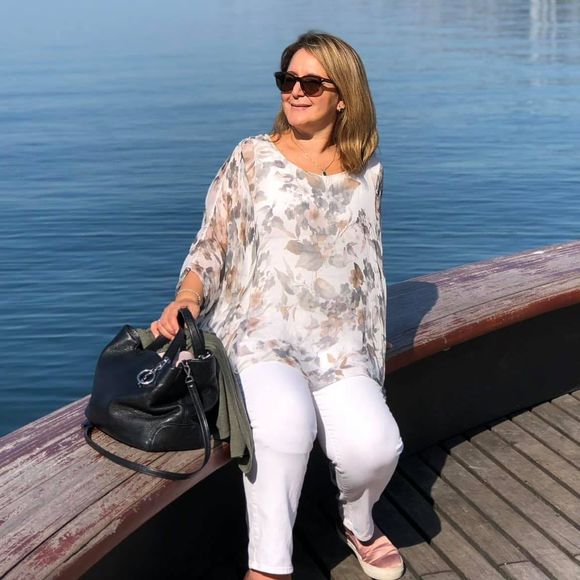 Profile Picture of Samia Mokrani-mehadji (@mokrani_samia) on Poshmark