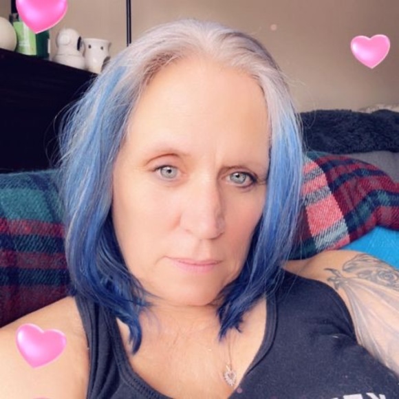 Profile Picture of Tracey Forge-johnson (@trac_f_36) on Poshmark