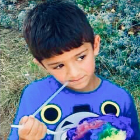 Profile Picture of Azzeddine Fettar (@azed4u) on Poshmark