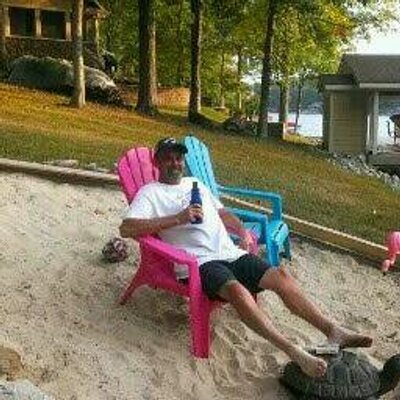 Profile Picture of George Morrow (@George43Morrow) on Twitter