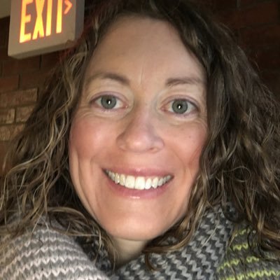 Profile Picture of Amanda (@AmandaClarkPhD) on Twitter