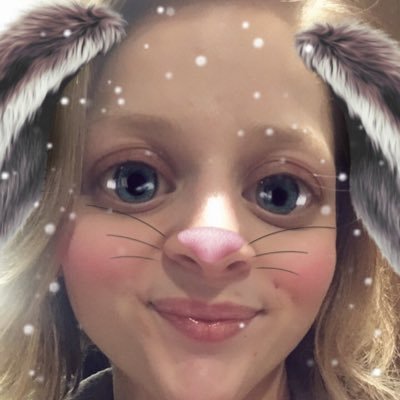 Profile Picture of Lindsay Pawlowski (@Lindsaypawlows2) on Twitter