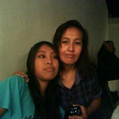 Profile Picture of Elizabeth Garcia (@eli_split) on Twitter