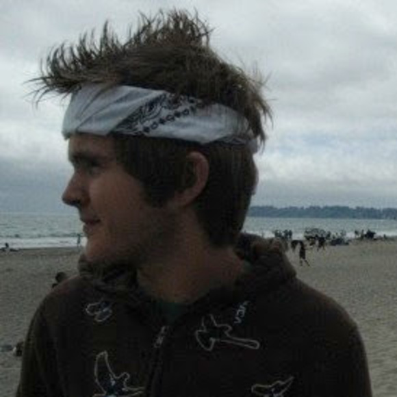 Profile Picture of Matthew Barackman (@mattbarackman) on Poshmark