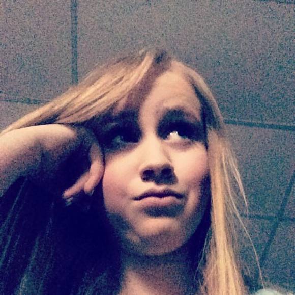 Profile Picture of Abbi Stodart (@stoabi21) on Poshmark