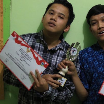 Profile Picture of Randy Pake Y (@randynurdiansah) on Twitter