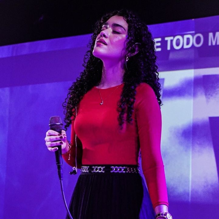 Profile Picture of Isabella Silva (@isasilvabu) on Tiktok