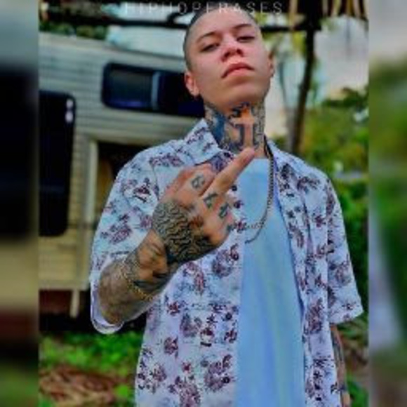 Profile Picture of Miisael Hernandez mendoza (@miisaelh) on Poshmark