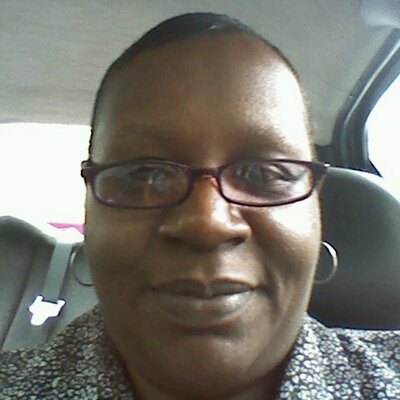 Profile Picture of Darlene Ward (@MzDoRight74) on Twitter