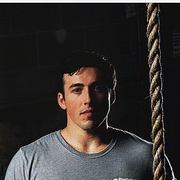 Profile Picture of Andrew Scott (@andygscott) on Twitter