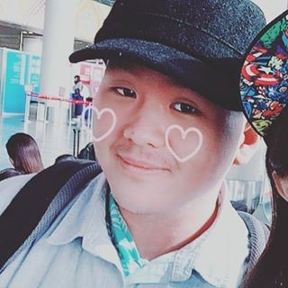 Profile Picture of Lee Chee (納維斯) (@Lee-Chee) on Facebook