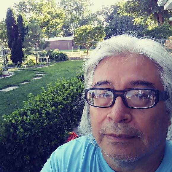 Profile Picture of Raymond Suarez (@unadaddy) on Poshmark