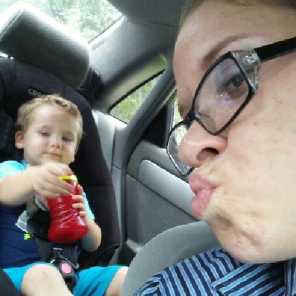 Profile Picture of Kristen Milam (@kmilam3316) on Poshmark