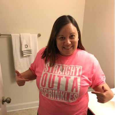 Profile Picture of Pink Zebra Mel Dixon (@PZMelina) on Twitter