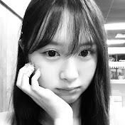 Profile Picture of Julia Nguyen (@thihuhe) on Youtube