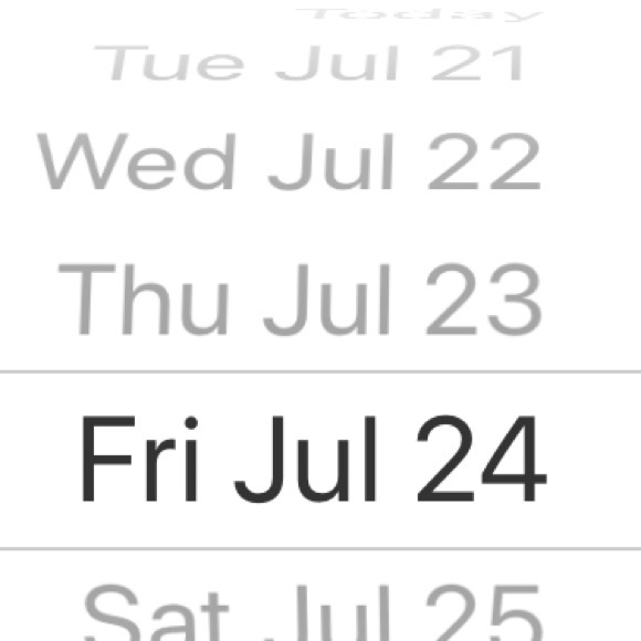 Profile Picture of A Lam (@__annn4) on Poshmark