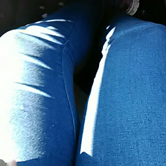 Profile Picture of Alexis Grantham (@derika20) on Poshmark