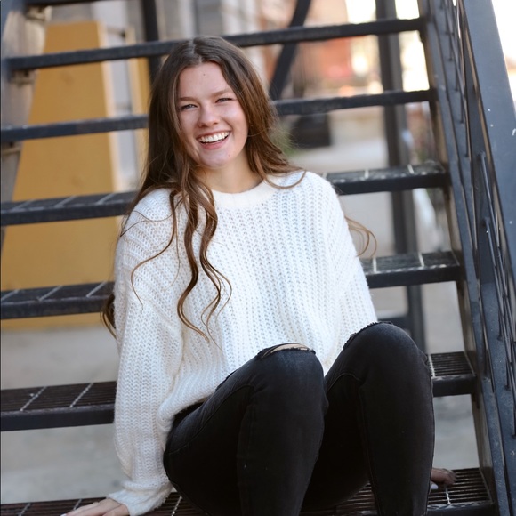 Profile Picture of Lily Beck (@lily_beck) on Poshmark