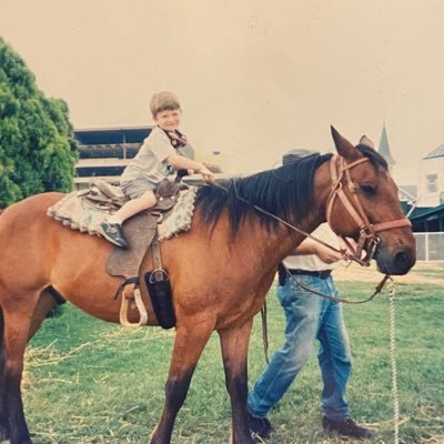 Profile Picture of Dustin (@young_capper) on Twitter