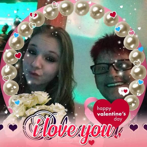 Profile Picture of Tammy Phillips (@tammylittlefish) on Poshmark