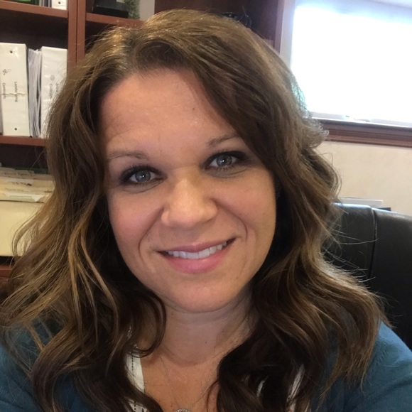 Profile Picture of Katie Corino (@kkcorino) on Poshmark