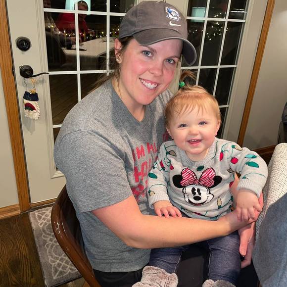 Profile Picture of Mckenna Setlik (@mms63141) on Poshmark