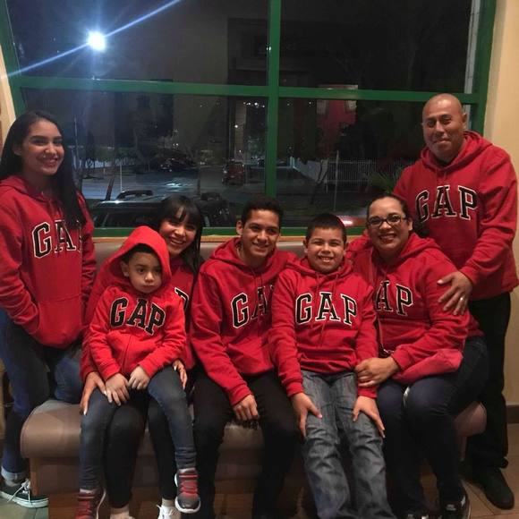 Profile Picture of Eligio Rojas (@elgoofy33) on Poshmark