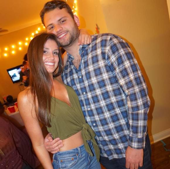 Profile Picture of Gabrielle Bushman (@gabbushman) on Poshmark