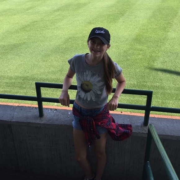 Profile Picture of Alex Kurtx (@alexandra_kurtz) on Poshmark