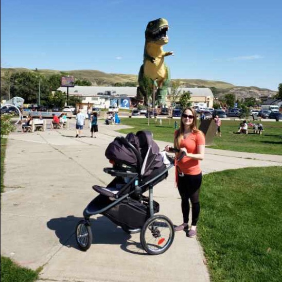 Profile Picture of Ashley Anstey (@ashleyanstey96) on Poshmark