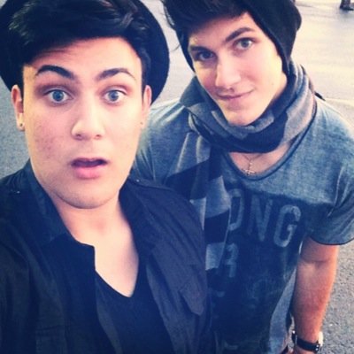 Profile Picture of MaxR & AlexM (@MaxRAndAlexM) on Twitter