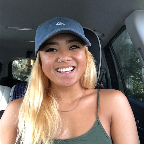 Profile Picture of Taty Enocencio-ducosin (@tatertatytats) on Poshmark