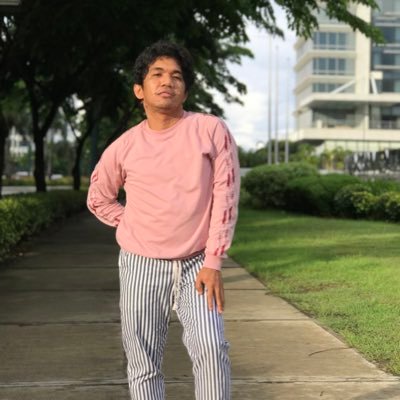Profile Picture of Mike Panizales (@miTalentoMiTono) on Twitter