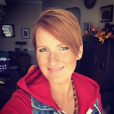 Profile Picture of Nathalie Streminski (@NathalieS86) on Twitter