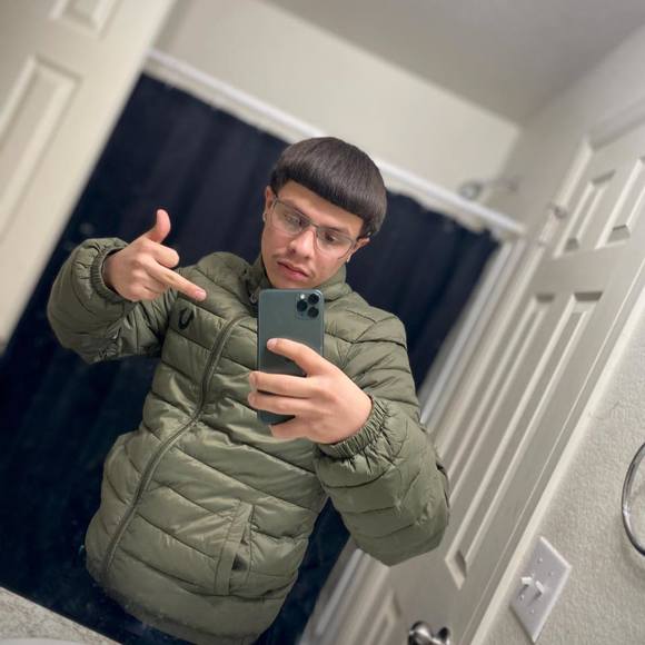 Profile Picture of Marcos Coronado (@marcoscoronado) on Poshmark