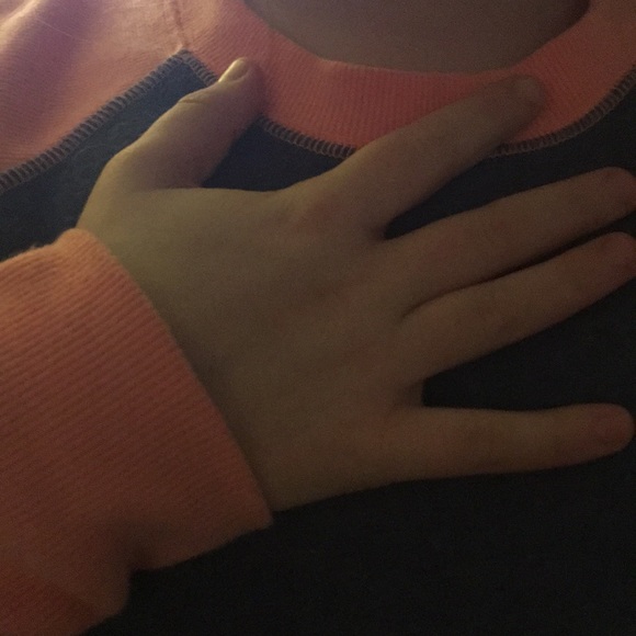 Olivia Naylor - Poshmark Profile Picture of Olivia Naylor (@puppy2019) on Poshmark