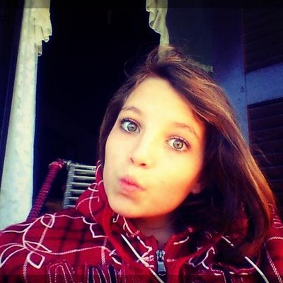 Profile Picture of Pollyana Hahn (@PollyStyles3) on Twitter