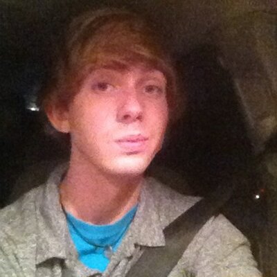 Profile Picture of Steven Croom (@southavenboy) on Twitter