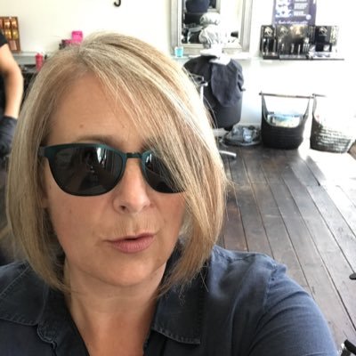 Profile Picture of Elizabeth Hopkins (@HoplizHopkins) on Twitter