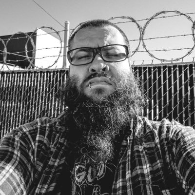 Profile Picture of Daniel Pedersen (@PunkRockPhoto) on Twitter