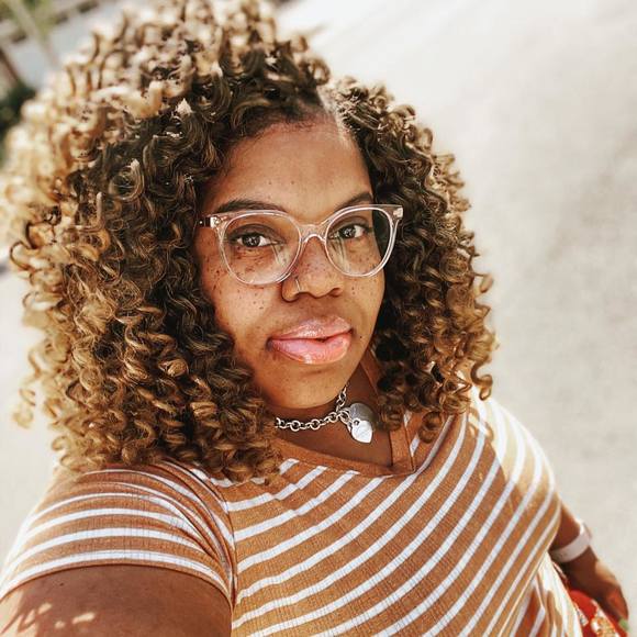 Profile Picture of Tishawna Mcgowan colander (@ladytkmcg) on Poshmark