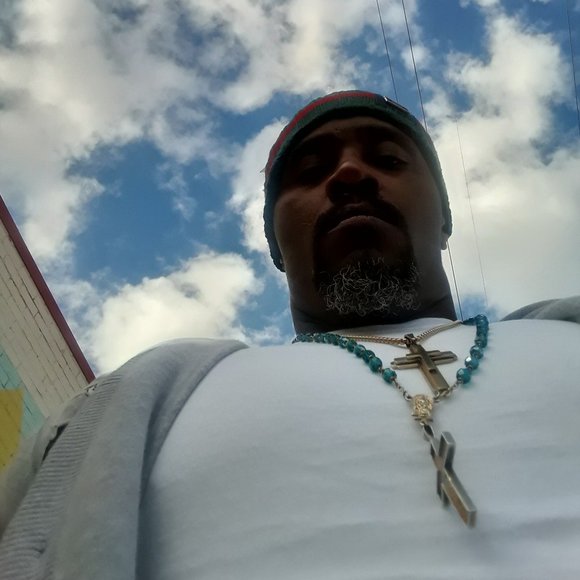 Profile Picture of Nathaniel Vaughn (@deenuttloco55) on Poshmark