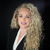 Profile Photo of Elizabeth Owens (@ElizabethOwensREALTOR) on Youtube