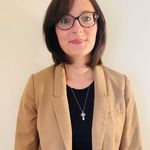 Profile Picture of Kelly Rowley (@kellyrowleycircles) on Instagram