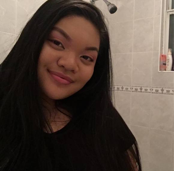 Profile Picture of Shane Guab (@luvhur) on Poshmark