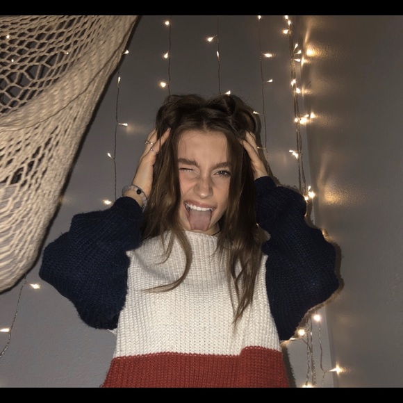 Madison Wegeng - Poshmark Profile Picture of Madison Wegeng (@mwegeng) on Poshmark